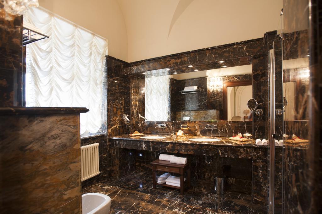 Castello Di Guarene Hotel Kamer foto