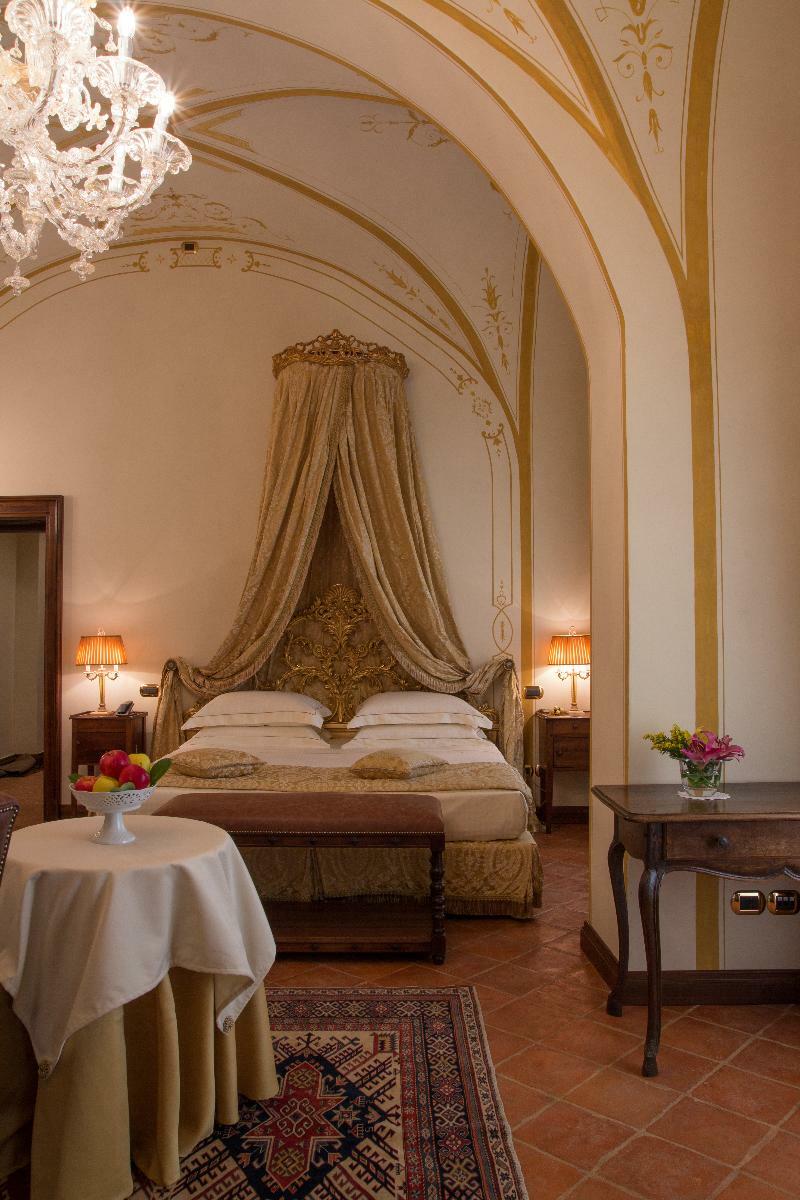 Castello Di Guarene Hotel Buitenkant foto